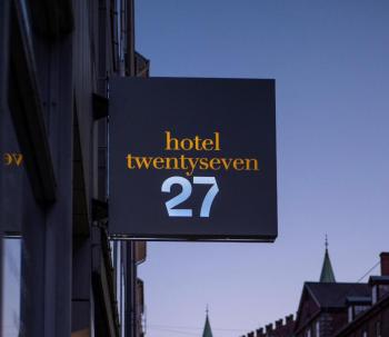 Hotel 27